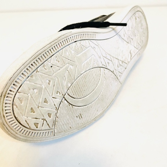 GUESS Black and GOLD Sneakers - Picture 6 of 15